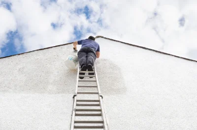 Peinture extérieure aux Aynans — façades et ravalement